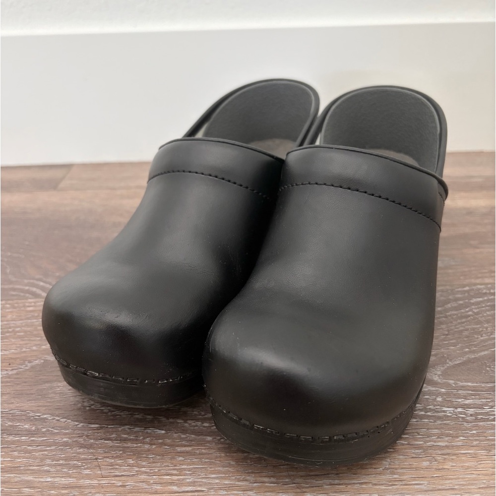 Men’s Dansko Professional Clogs